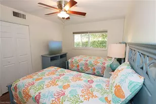 820 Ketch Dr, Naples, FL 34103 - Photo 15