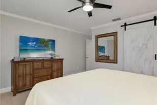 2554 Outrigger Ln, Naples, FL 34104 - Photo 23