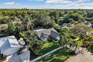 2554 Outrigger Ln, Naples, FL 34104 - Photo 41