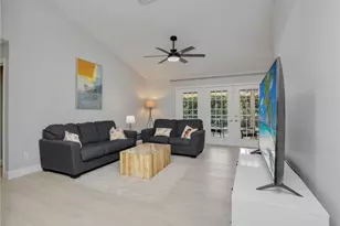 2554 Outrigger Ln, Naples, FL 34104 - Photo 7