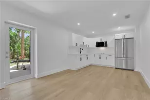 880 18th St NE, Naples, FL 34120 - Photo 31