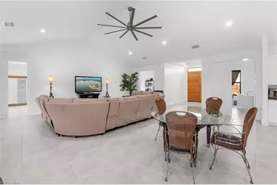 18355 Fairmont Dr, Naples, FL 34114 - Photo 15