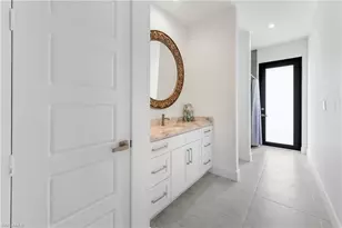 18355 Fairmont Dr, Naples, FL 34114 - Photo 31