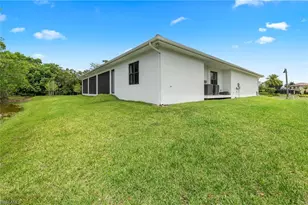 18355 Fairmont Dr, Naples, FL 34114 - Photo 45