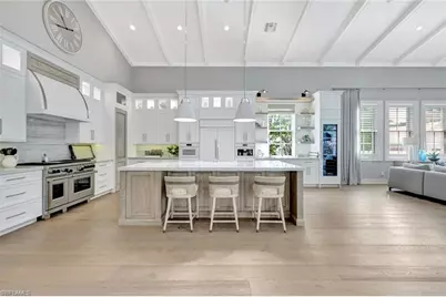160 Broad Ave S, Naples, FL 34102 - Photo 21