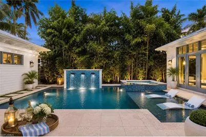 160 Broad Ave S, Naples, FL 34102 - Photo 7