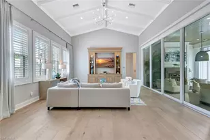 160 Broad Ave S, Naples, FL 34102 - Photo 15