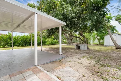 5369 Broward St, Naples, FL 34113 - Photo 11
