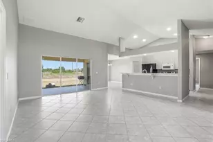 1011 Chadbourne Ave, Lehigh Acres, FL 33971 - Photo 5