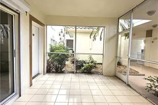 6025 Chardonnay Ln, Naples, FL 34119 - Photo 5