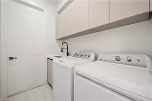 1805 NW 12th St, Cape Coral, FL 33993 - Photo 25
