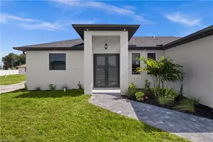 1805 NW 12th St, Cape Coral, FL 33993 - Photo 3
