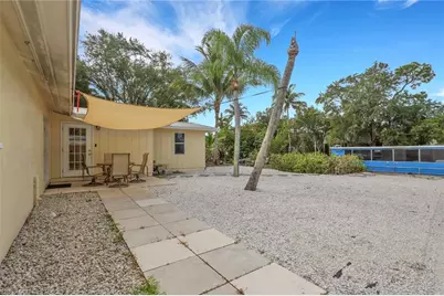 2772 Riverview Dr, Naples, FL 34112 - Photo 3