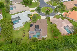 2050 Terrazzo Ln, Naples, FL 34104 - Photo 5