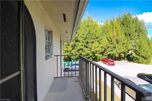 4300 Gulfstream Dr, Naples, FL 34112 - Photo 27