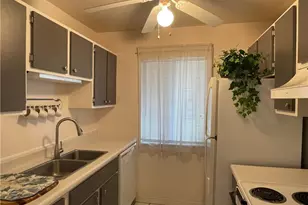 6184 Michelle Way, Fort Myers, FL 33919 - Photo 5