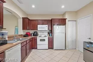 17529 Laurel Grove Ct, Fort Myers, FL 33967 - Photo 9