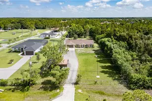 3325 50th Ave NE, Naples, FL 34120 - Photo 5