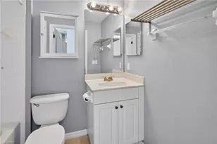 12171 Summergate Cir, Fort Myers, FL 33913 - Photo 19