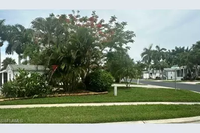 1112 Platinum Lake Ln, Naples, FL 34114 - Photo 13