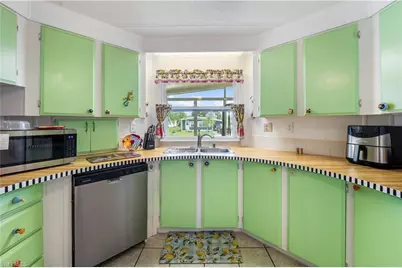 280 Grassy Key Ln, Naples, FL 34114 - Photo 5