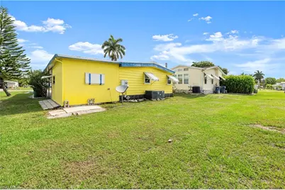 280 Grassy Key Ln, Naples, FL 34114 - Photo 17