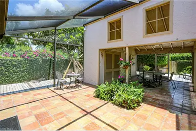 550 3rd Ave N, Naples, FL 34102 - Photo 21