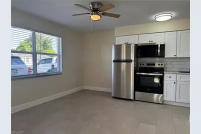 13301 1st St #4, Fort Myers, FL 33905 - Photo 5