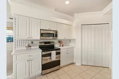 2051 Morning Sun Ln, Naples, FL 34119 - Photo 7