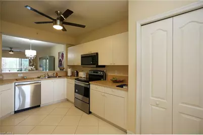 7819 Regal Heron Cir #201, Naples, FL 34104 - Photo 7