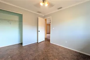 521 Fifth Ave, Lehigh Acres, FL 33972 - Photo 9