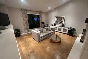 240 Nottingham Dr, Naples, FL 34109 - Photo 3