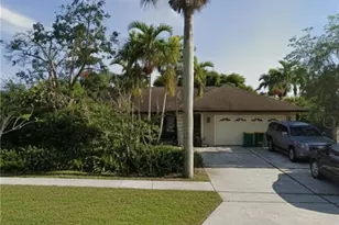 240 Nottingham Dr, Naples, FL 34109 - Photo 1