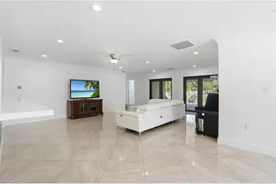 5930 Sea Grass Ln, Naples, FL 34116 - Photo 11