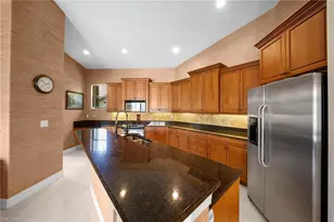 955 Tivoli Ct, Naples, FL 34104 - Photo 15