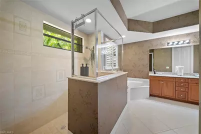 955 Tivoli Ct, Naples, FL 34104 - Photo 25