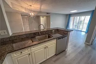 1250 Wildwood Lakes Blvd, Naples, FL 34104 - Photo 11
