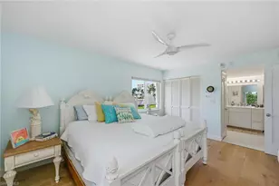 3410 Gulf Shore Blvd N, Naples, FL 34103 - Photo 9