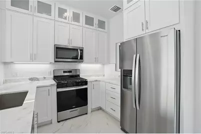 855 Lagoon St #2, Fort Myers Beach, FL 33931 - Photo 11
