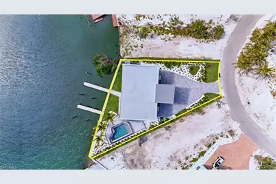 855 Lagoon St #4, Fort Myers Beach, FL 33931 - Photo 5