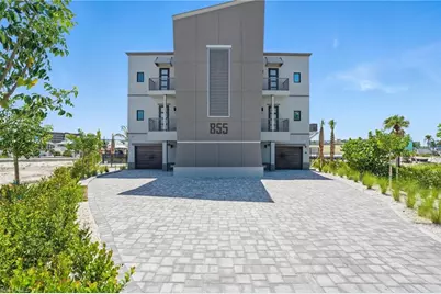 855 Lagoon St #4, Fort Myers Beach, FL 33931 - Photo 9