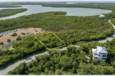 822 Whiskey Creek Dr, Marco Island, FL 34145 - Photo 9