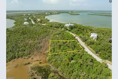 822 Whiskey Creek Dr, Marco Island, FL 34145 - Photo 5