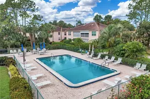526 Lake Louise Cir, Naples, FL 34110 - Photo 27