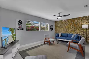 1155 6th St S, Naples, FL 34102 - Photo 15