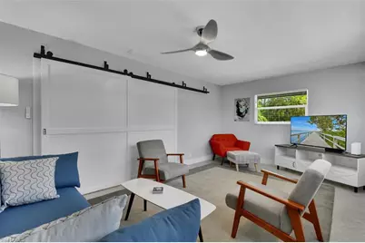 1155 6th St S, Naples, FL 34102 - Photo 17