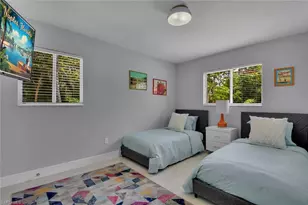 1155 6th St S, Naples, FL 34102 - Photo 21