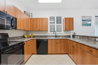 15208 Summit Place Cir, Naples, FL 34119 - Photo 5