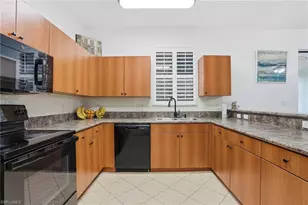 15208 Summit Pl Cir, Naples, FL 34119 - Photo 5