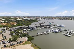 900 Broad Ave S, Naples, FL 34102 - Photo 39
